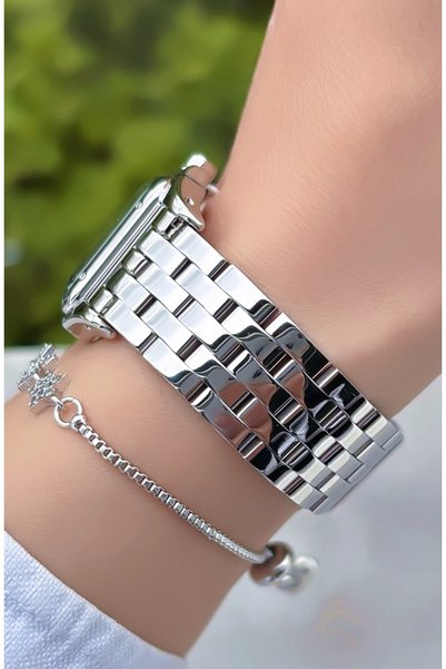 Homies Square Women's Wristwatch - Adjustable Steel Band - Comes with Bracelet Gift