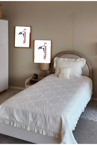 Madamca Mdmca Nazoo (Single Person Ruffled 3-Piece Pique Set & Bedspread)