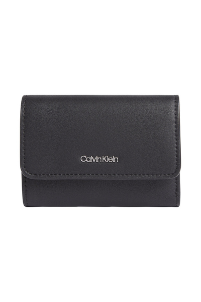 Calvin Klein Kadın Fermuar Kapama Kart Bölmeli Deri Calvin Yazı Detay Siyah C...