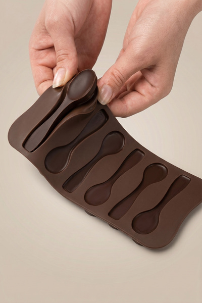 KHAKMA Silicone Spoon Chocolate Mold – Set of 6 Spoon Shaped Molds |   Flexible & Non-Stick |   Dessert, Ice Cream, and Candy Mold