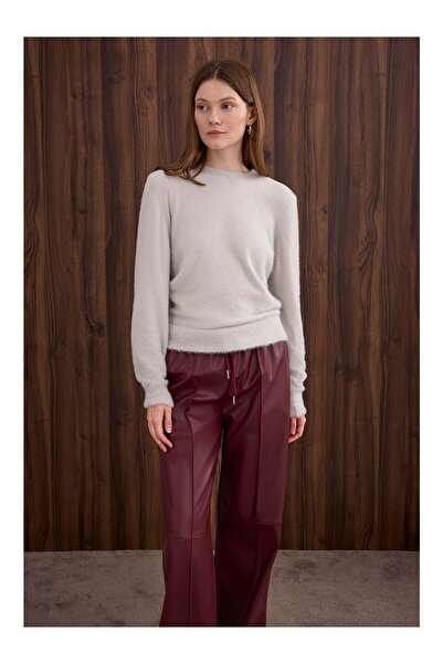 LC Waikiki Nevavm Fine Feathered Basic Sweater Sis with a Difference