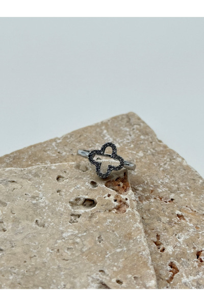 Bozhi Elegant Ring Business Woman Style the Most Stylish Gift