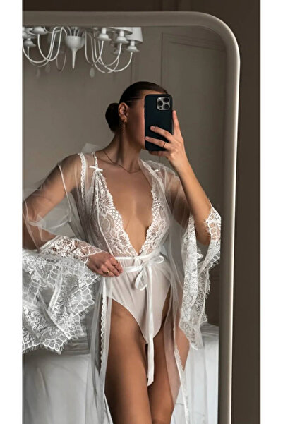 Velvetora Kadın Beyaz Dantel Tül Sabahlık & Bağlamalı Tasarım Gecelik Seti