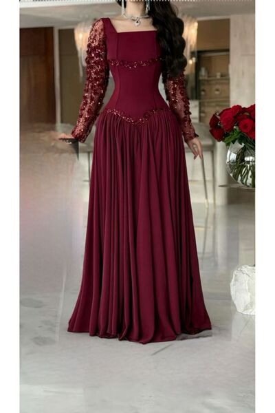 Sukar Luxurious Burgundy Evening Gown