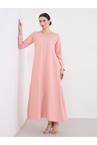 Amirah By Styli Pink Embroidered V-Neck Jalabiya