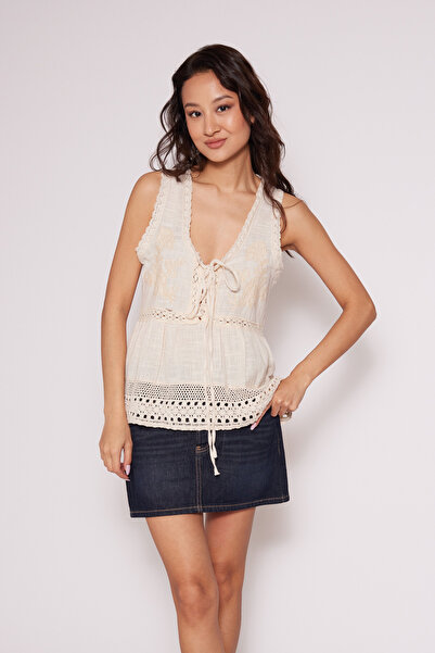 Nisan Lace-Detail Embroidered Top Natural