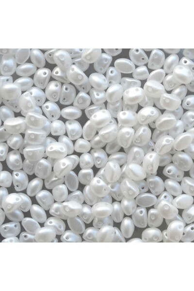 OEM Pack of 100 Oval Candy Glass Beads 6x4 mm - Pastel White