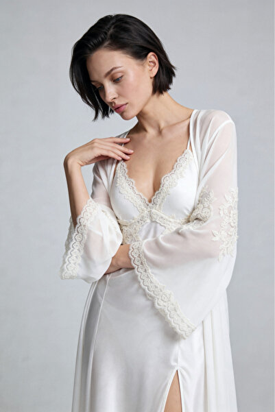 Wakabayashi MAISON BRIDE ÉLİSE SABAHLIK - Ekru Dantel Detaylı Uzun Tül Sabahlık