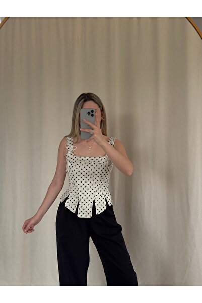 AlisBoutique Puantiyeli Bağcıklı Korse Bluz