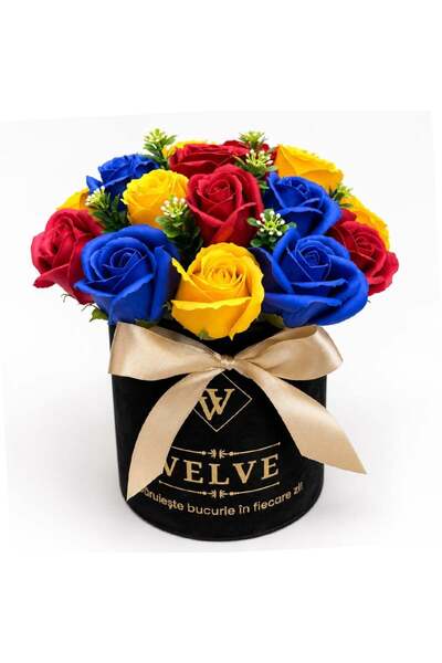 velve Aranjament floral premium in cutie de catifea neagra cu trandafiri de s...