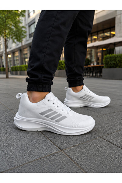 jeneric Men's sports shoes