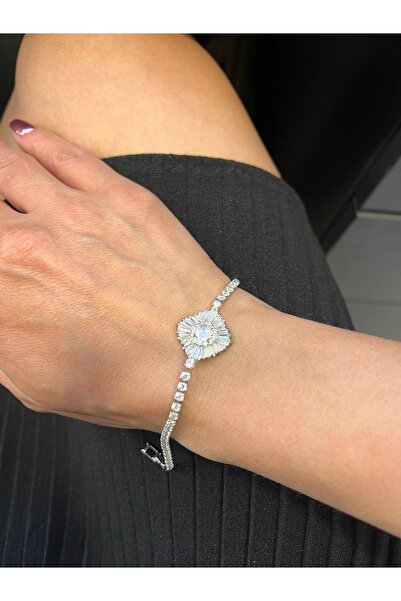 gozdeasutayaccessory Silver color stone bracelet