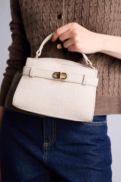 DeFacto Women's Handbag H0170Axns