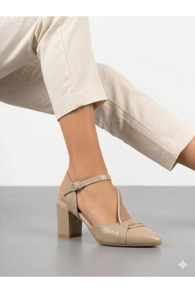 Lütfi Women's Gold Comfortable Fit Thick Heeled Shoes