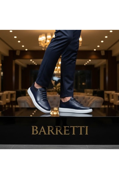 By Barretti حذاء رياضي بدون أربطة (أربطة مطاطية) باللون الأزرق الداكن