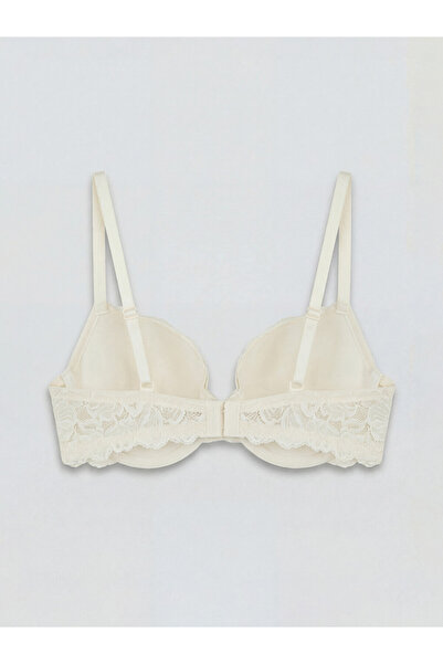 LC Waikiki حمالة صدر دانتيل مبطنة من Underwire