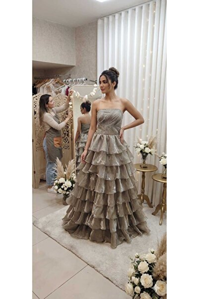 shahad fashion Champagne Cake Style Evening Gown, Dramatic Elegance and Breat...