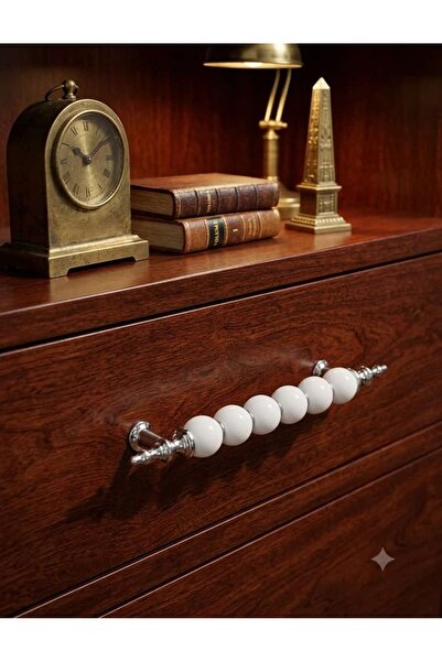 alacalı metal&mobilya aksesuarları Chrome Needle-Footed White Beaded Cabinet-...