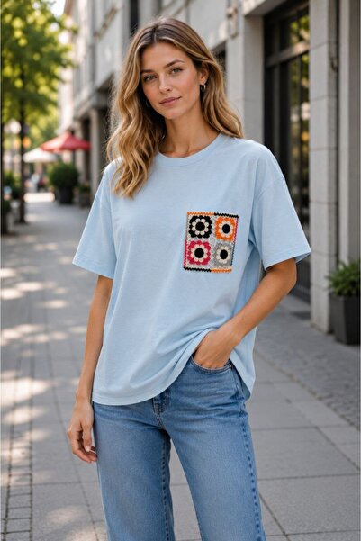 Maison La Femme Women's Oversized Floral Motif Lace Pocket Detail T-Shirt