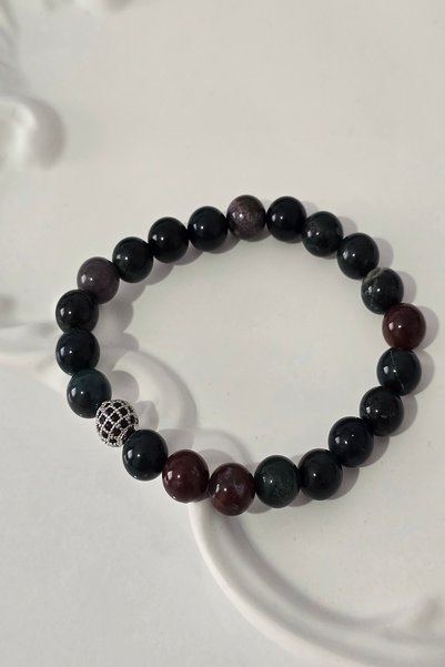c-bhadu naturel Certified 8 mm Zircon Stone Blood Stone Natural Stone Bracelet
