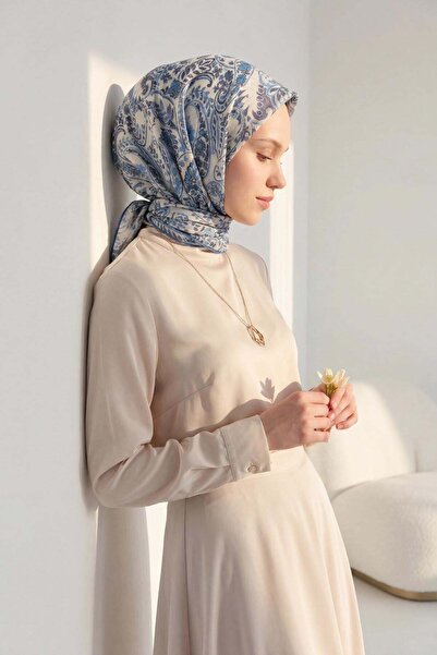 Silk Home وشاح ناعم بيرلا أزرق سماوي 90x90