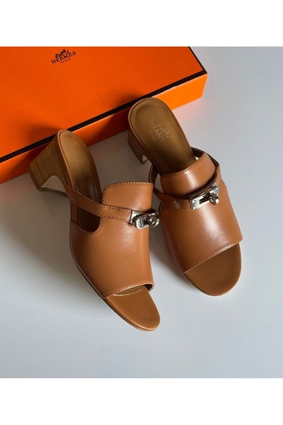 HERMES PARIS Gigi 50 Sandals in Calfskin silver Plated Buckle