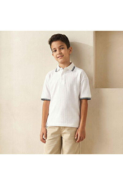 Juniors Collared Short Sleeves Polo T-shirt with Textured Design