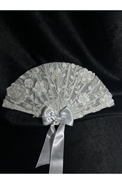Bridal Luxe Three-Dimensional Floral Bridal Range