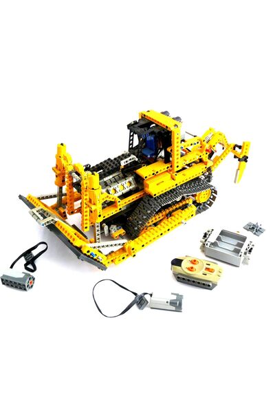 LEGO Technic 8275 RC Bulldozer with Motor, from 12 Years
