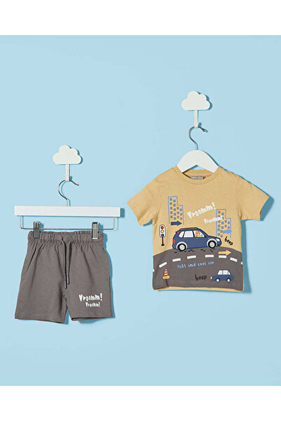 REDTAG Infant Boys Yellow Printed T-Shirt And Shorts Set