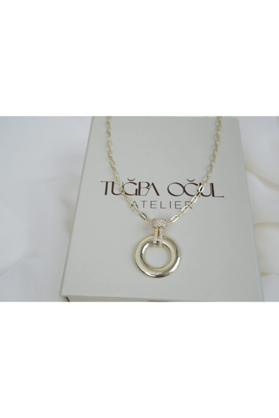 ATELİER TUĞBA KOL528 ZİRKON TAŞLI KARE TOKALI BÜYÜK HALKA ATAÇ ZİNCİR KOLYE GOLD