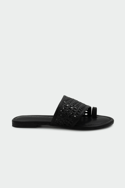 LAMİNTA Keid Knitted Detailed Flip Flops for Women in Black Flat Slippers