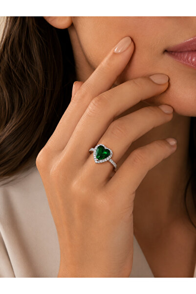 Miore takı Heart Cut Green Zircon Stone Stainless Steel Women's Ring – Silver...