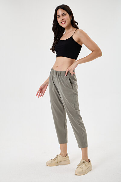 della moor Women's Elastic Waist Carrot/Shalwar Style Lycra Pants