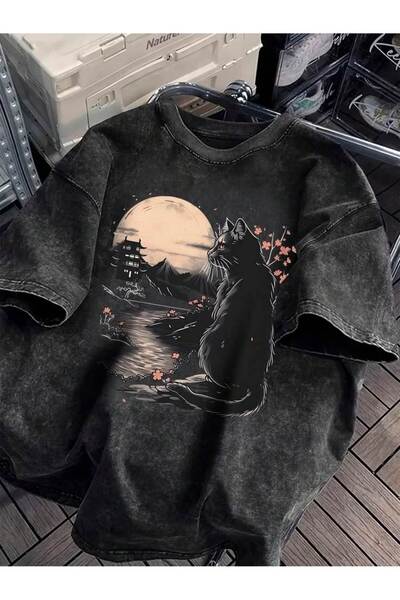 bellanova "Black Oversized T-Shirt with Wear – Street Fashion"
