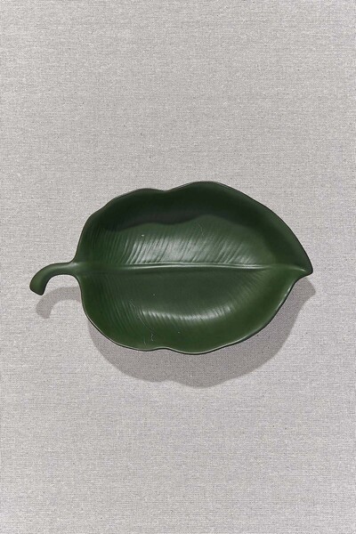 Paşabahçe طبق زخرفي من السيراميك Leaf 2 S، للعرض، تصميم أنيق
