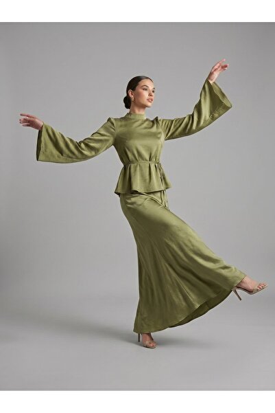 Norshen High Collar Tie-Back Detailed Blouse & Flared Maxi Skirt - Satin Set