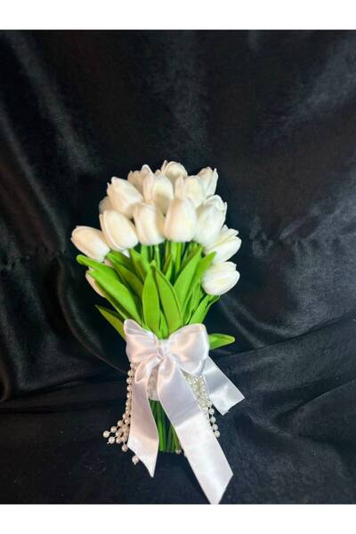 Bridal Luxe vantilatörlü gelin çiçeği ıslak laleli