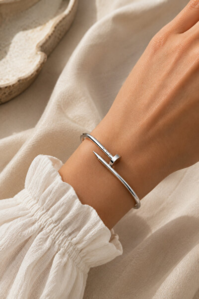 Adata Jewelry Çivi Rodyum Kaplama Çelik Kadın Kelepçe Bileklik Gümüş Renk