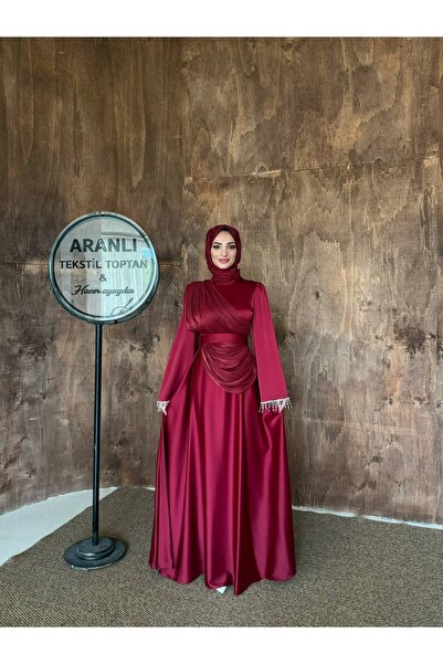 Aranlı tekstil Prenses Kesim Drapeli Kolu Taş Püsküllü Tesettür Abiye