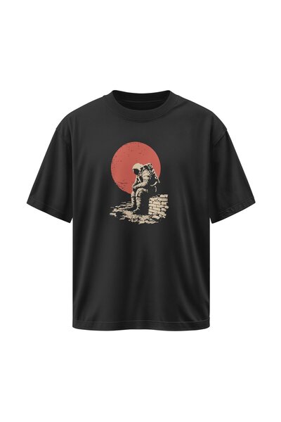 buzagi Astronaut Oversize Unisex Black T-Shirt