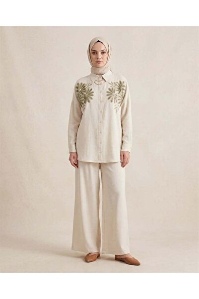 BURRASCA Oversize Linen Set with Embroidered Stones