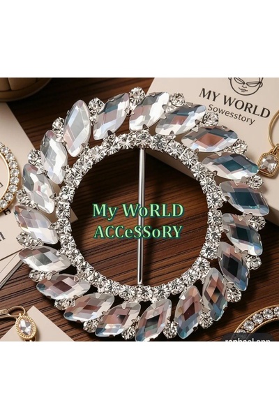MY WORLD ACCESSORY Round Jewelled Belt Buckle