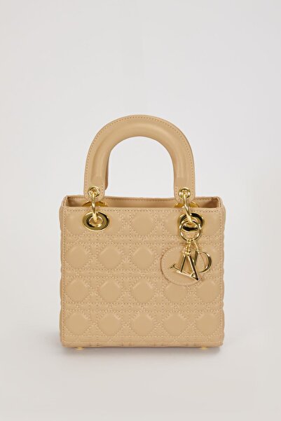 Levidor Quilted Handbag with Mink Keychain
