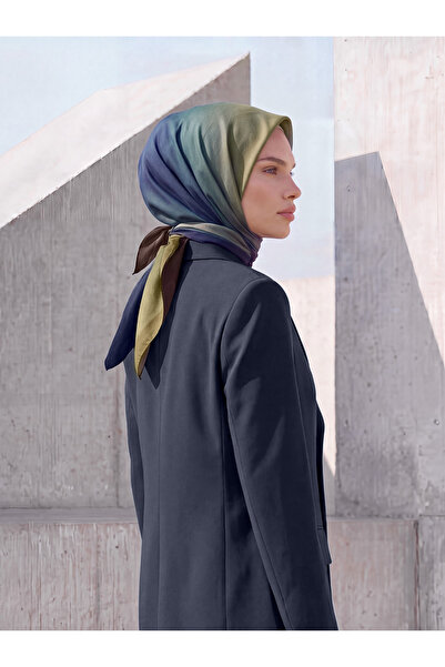Ayshara Color Transitioning Gradient Patterned Double-Sided Scarf - Blue Coff...