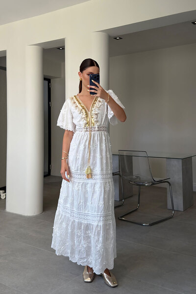 MAGARDE Premium Embroidered Collar Brode Maxi Dress - White