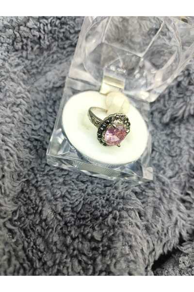 QF Shining Stone Stylish Design Ring