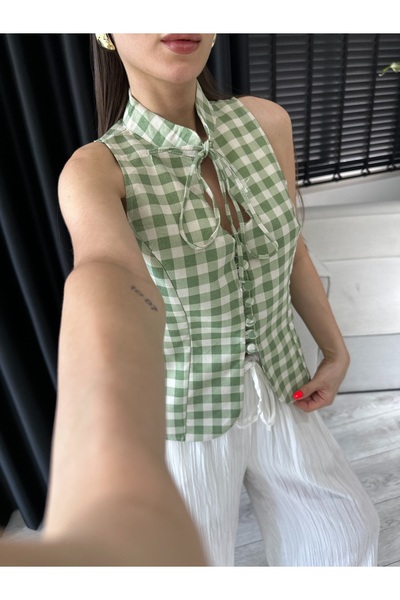 Özgece DİK YAKA YEŞİL PÖTİKARE BLUZ