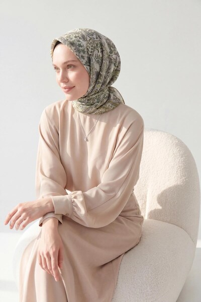 Silk Home وشاح ناعم باللون الأخضر بيرلا 90x90