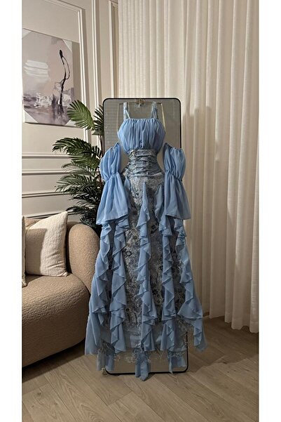 FASHION فستان أزرق سماوي بأكمام منسدلة منتفخة، يتألف من كورسيه بنقش مميز وتنو...
